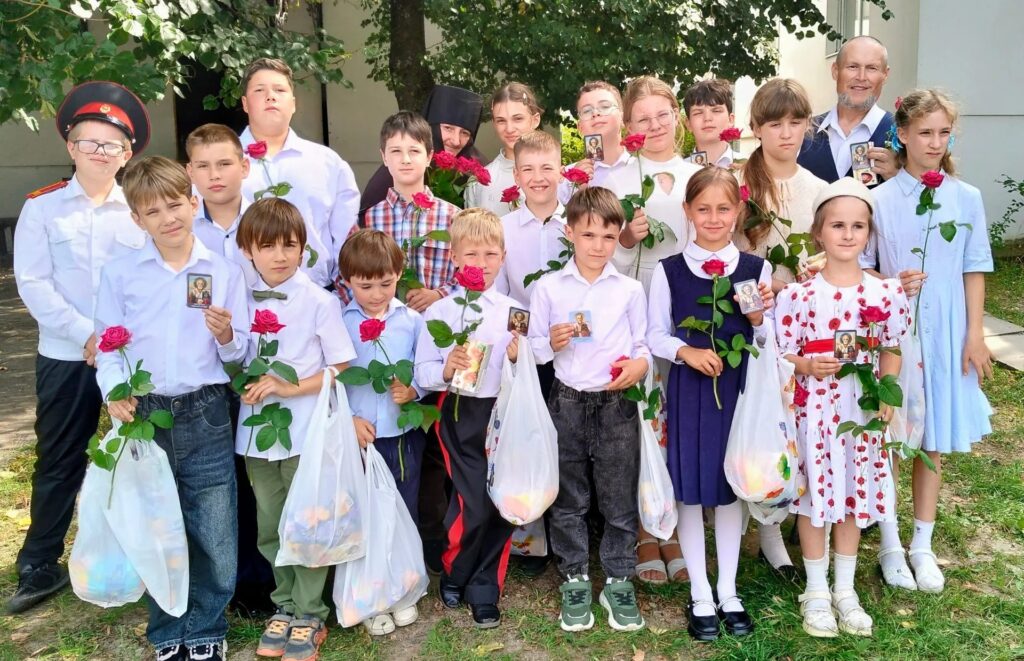 ПРИ СВЯТО-НИКОЛЬСКОМ ЧЕРНООСТРОВСКОМ ЖЕНСКОМ МОНАСТЫРЕ ЗАВЕРШИЛАСЬ ПОСЛЕДНЯЯ СМЕНА ЛЕТНЕЙ КАНИКУЛЯРНОЙ ДУХОВНО-ПРОСВЕТИТЕЛЬСКОЙ ПРОГРАММЫ