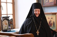 НАСТОЯТЕЛЬНИЦА НИКОЛЬСКОГО ЧЕРНООСТРОВСКОГО ЖЕНСКОГО МОНАСТЫРЯ В Г. МАЛОЯРОСЛАВЦЕ КАЛУЖСКОЙ ЕПАРХИИ ИГУМЕНИЯ НИКОЛАЯ (ИЛЬИНА) УДОСТОЕНА ОРДЕНА ПОЧЕТА